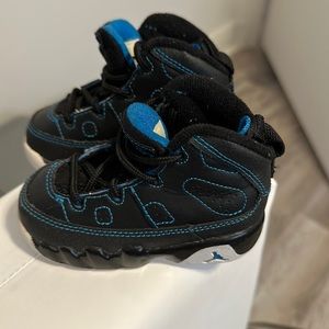 Jordan True Blue 9’s Toddler Size 4.5 C Slightly Worn